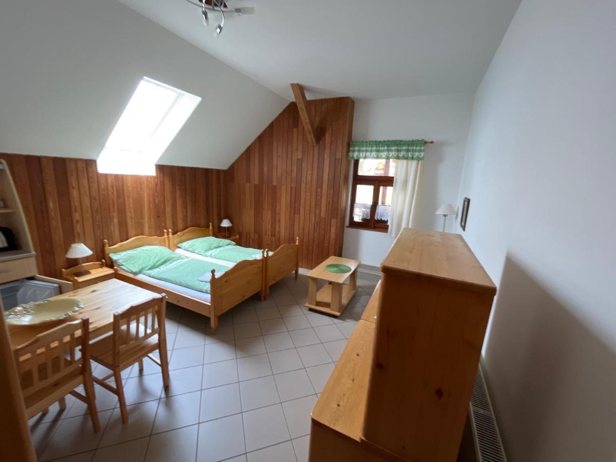 Sokoli Hnizdo Hotell Hlaska Exteriör bild
