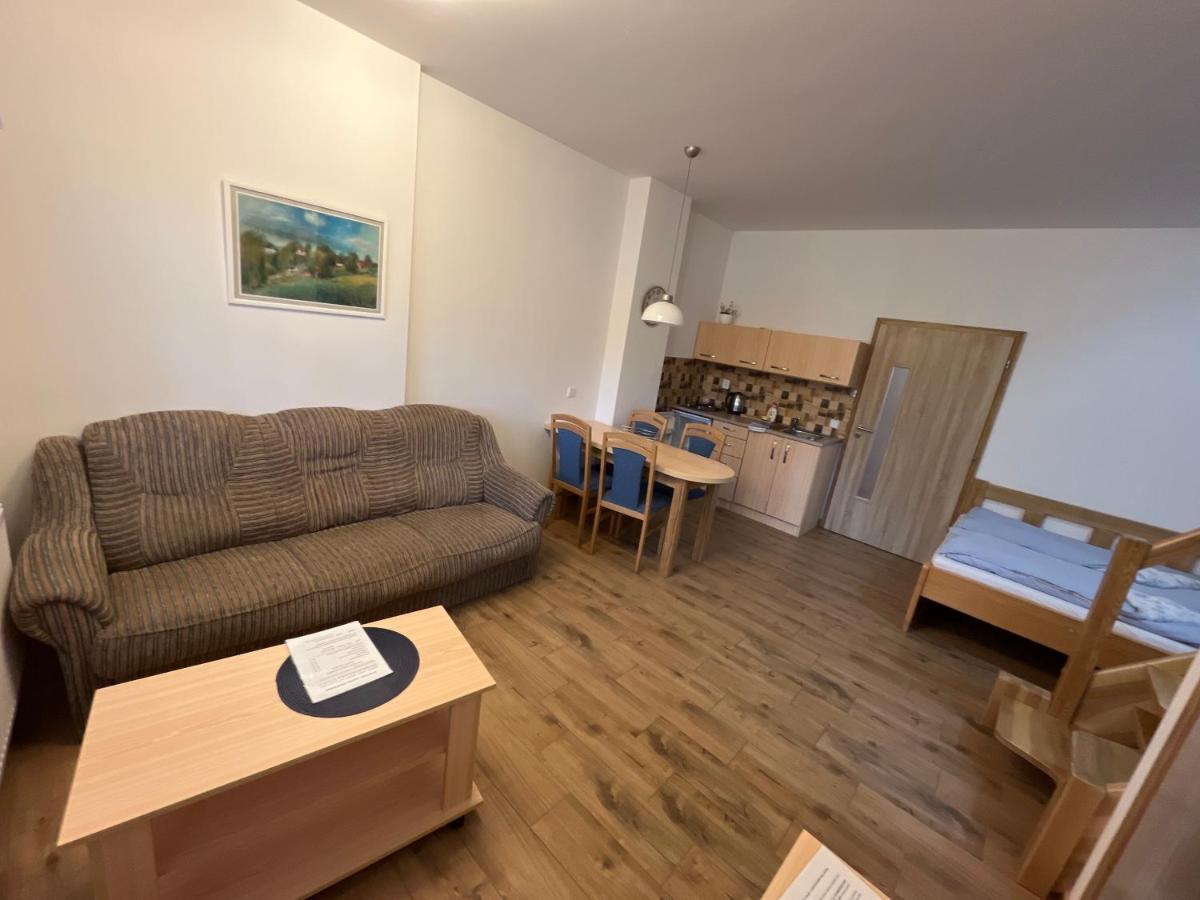 Sokoli Hnizdo Hotell Hlaska Exteriör bild